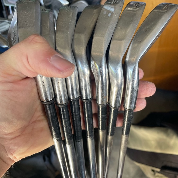 Ampex tour iron set in RH. 
7 pc iron set 
Steel shafts in S flex - Picture 11 of 11